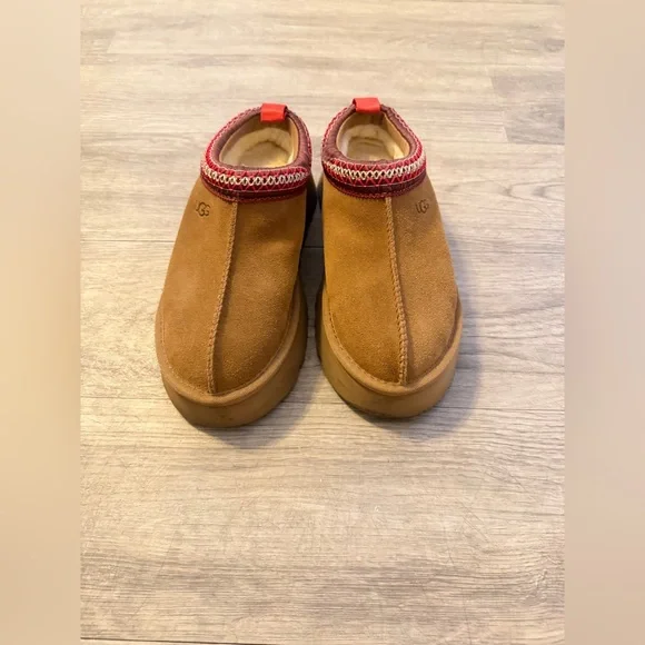 UGG Tasman in Brown and Red - Picture 8 of 9
